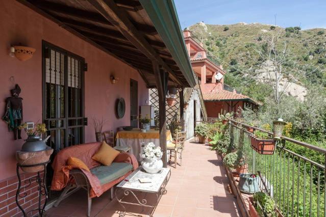 Carly & Dane Vacation House Taormina Kültér fotó
